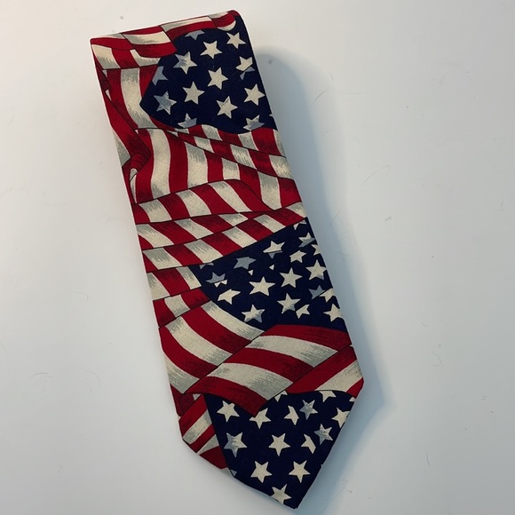 Americana Windsor Patriotic Tie Red White Blue American Flag Necktie - Picture 1 of 10